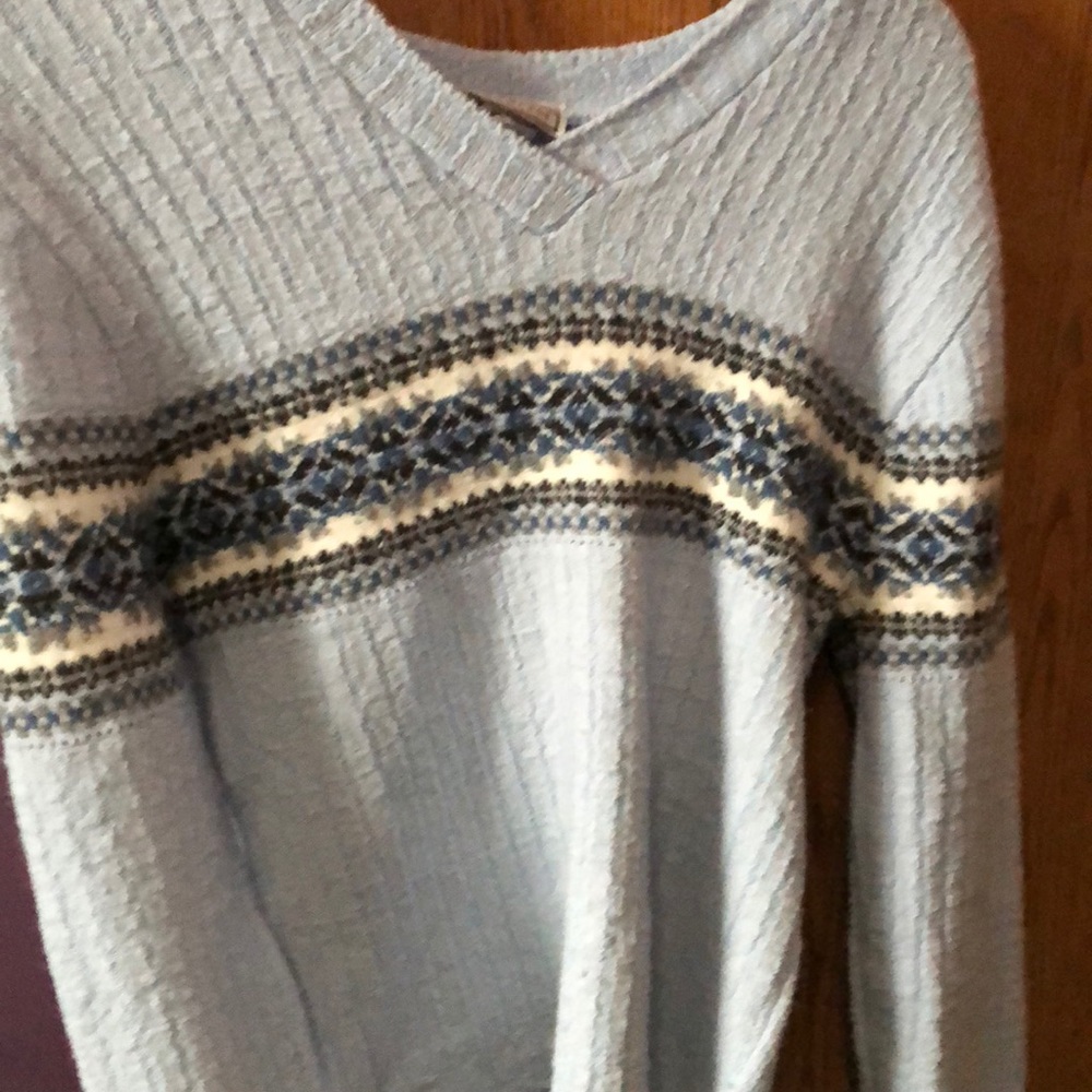 Woman’s medium sweater